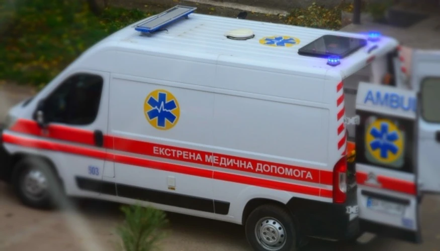 Пошкоджена будівля та спецтехніка транспортного об'єкта у Вознесенській громаді після удару 5 серпня