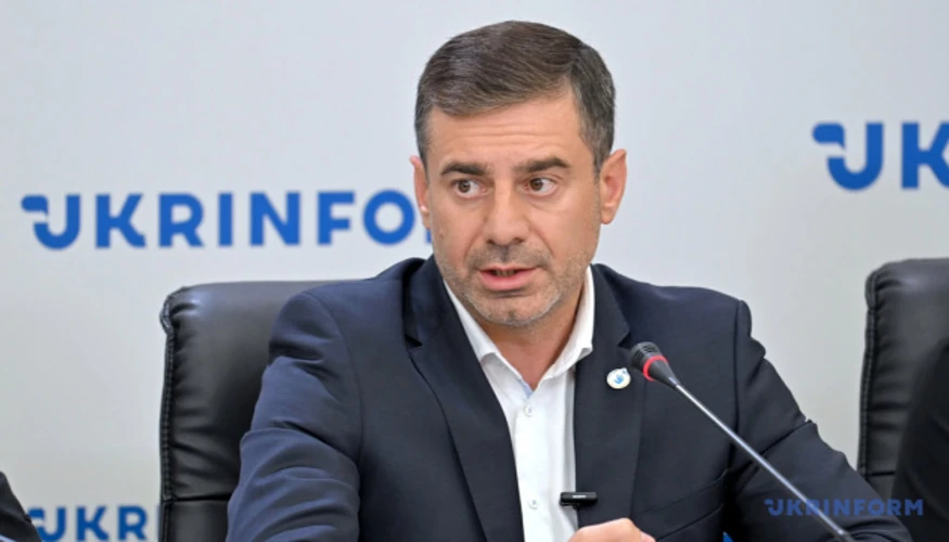 Дмитро Лубінець під час брифінгу в Укрінформі про становище українських полонених