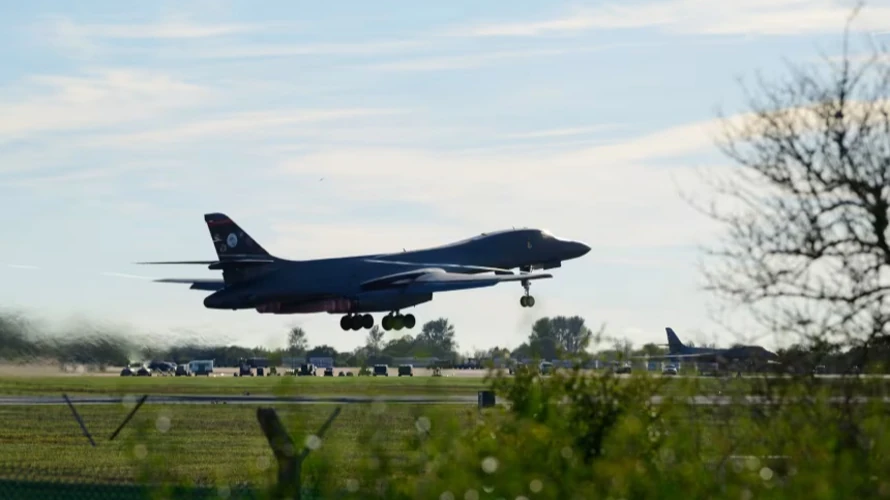 Що сталося з B-1 на RAFFairford: пояснення передислокації